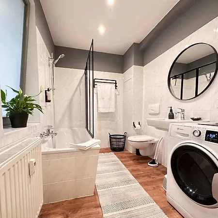 Im Herzen Der Stadt - Mit Kostenlosem Parkplatz Διαμέρισμα Πίρνα